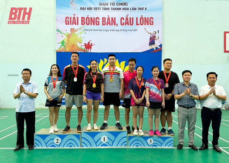 Giải bóng bàn, cầu lông - Đại hội TDTT tỉnh lần thứ X thành công tốt đẹp 