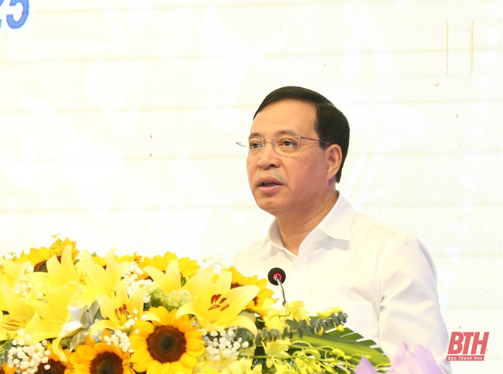 Lãnh đạo tỉnh gặp mặt và chúc mừng các chức sắc, chức việc Phật giáo nhân dịp lễ Phật đản (Phật lịch 2569 - Dương lịch 2025)