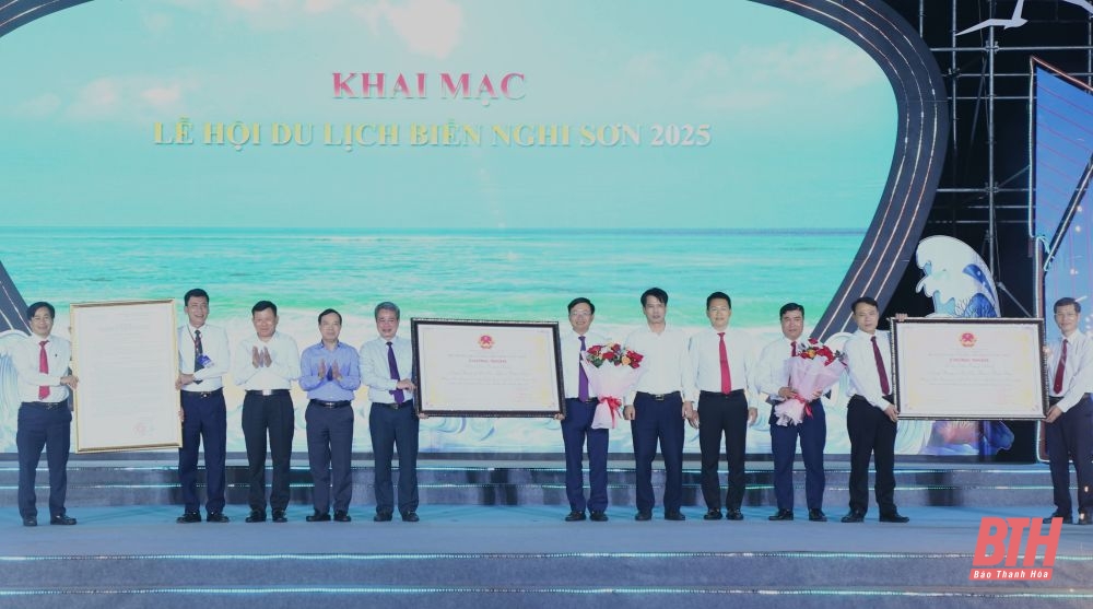 Khai mạc Lễ hội đăng ký m88 năm 2025: “Nghi Sơn biển ngọc - Khát vọng vươn xa”