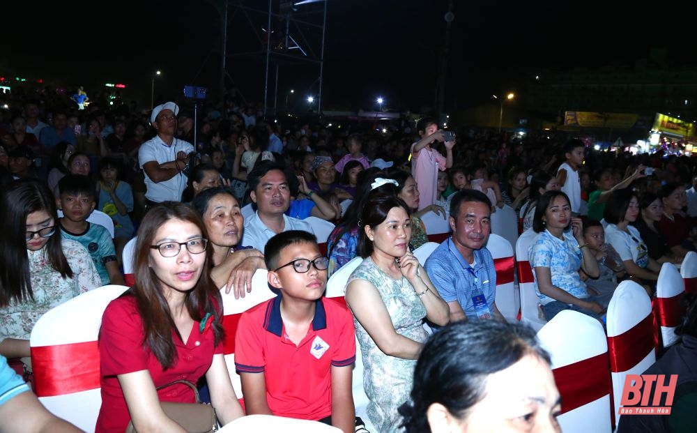 Khai mạc Lễ hội đăng ký m88 năm 2025: “Nghi Sơn biển ngọc - Khát vọng vươn xa”