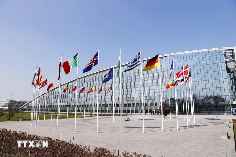Hơn 20 nước thành viên NATO đạt mục tiêu chi 2% GDP cho quốc phòng
