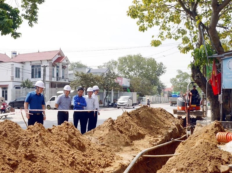 Công ty Điện lực nhà cái m88 tăng cường giải pháp đảm bảo cung ứng điện cho dịp nghỉ lễ 30/4, 1/5 và mùa hè 2025