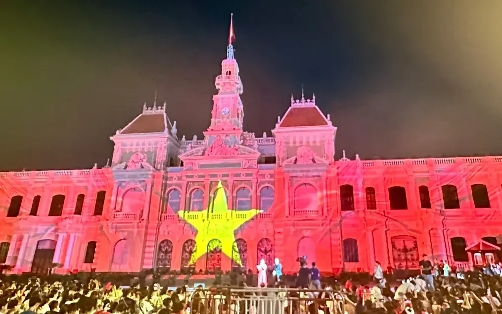 TP Hồ Chí Minh có thật sự “cháy” phòng, hết tour?