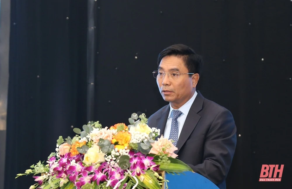 Xây dựng nền hành chính công hiệu năng, hiệu lực, hiệu quả: Kinh nghiệm của Việt Nam, Lào, Australia