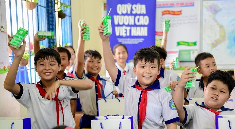 Anh hùng Lao động Mai Kiều Liên được vinh danh cá nhân tiêu biểu của TP.HCM nhân dịp 50 năm thống nhất đất nước