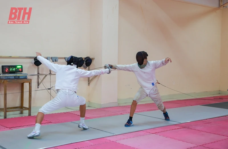 Vận động viên tập luyện không nghỉ lễ chuẩn bị cho các giải đấu lớn