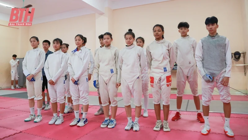 Vận động viên tập luyện không nghỉ lễ chuẩn bị cho các giải đấu lớn