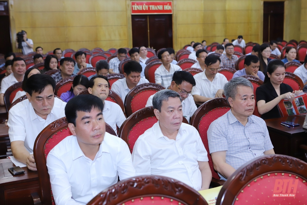 Thanh Hóa cam kết trách nhiệm hoàn thành xóa nhà tạm, nhà dột nát trên địa bàn tỉnh