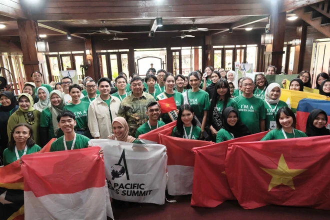 Hoa hậu Thanh Thủy lan tỏa thông điệp xanh cùng giới trẻ 10 quốc gia