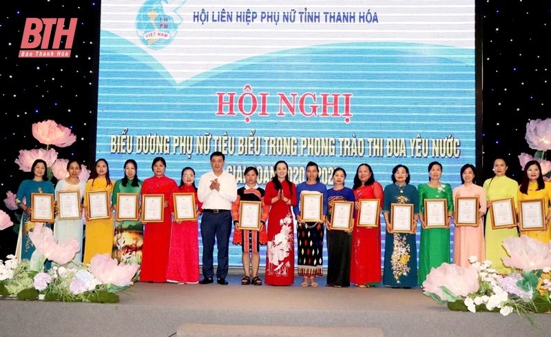 Biểu dương 300 phụ nữ tiêu biểu trong thực hiện phong trào thi đua yêu nước, giai đoạn 2020-2025