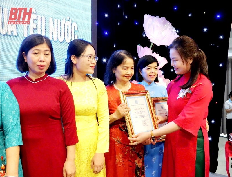 Biểu dương 300 phụ nữ tiêu biểu trong thực hiện phong trào thi đua yêu nước, giai đoạn 2020-2025