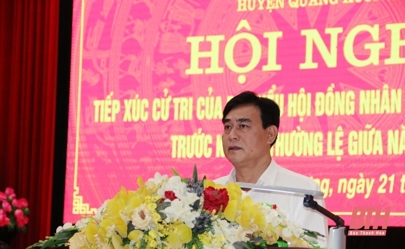 Chủ tịch Ủy ban MTTQ tỉnh Phạm Thị Thanh Thủy và các đại biểu HĐND tỉnh tiếp xúc cử tri huyện Quảng Xương
