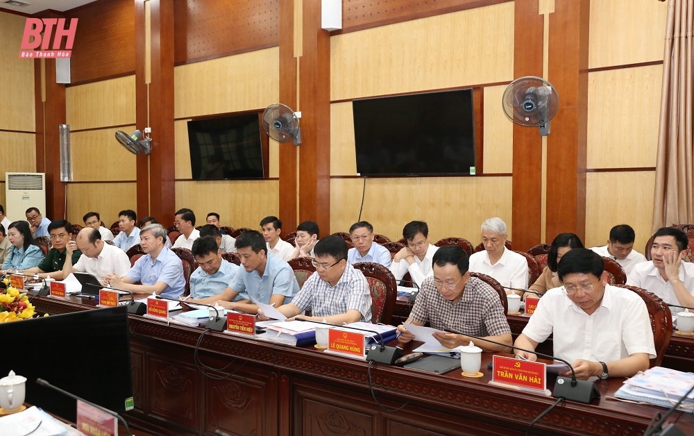 Thảo luận, quyết định m88 cá cược thể thao trực tuyến nhiệm vụ trọng tâm phát triển kinh tế - xã hội tháng 6/2025