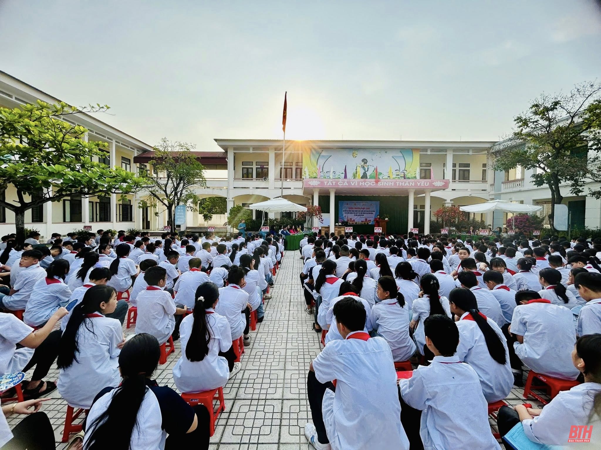 Phòng chống bạo lực link đăng nhập m88 bằng kết nối và truyền thông