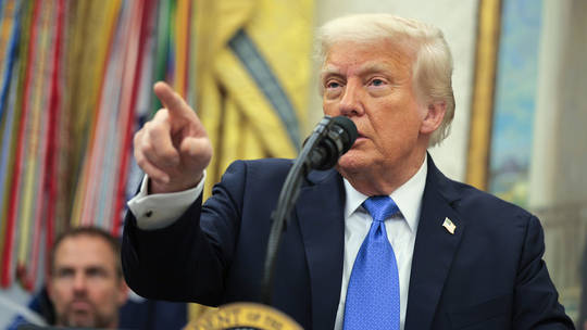 Ông Trump: Tổng thống đăng ký m88 “đang đùa với lửa”
