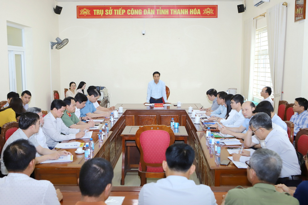 Bí thư m m88 Nguyễn Doãn Anh tiếp, đối thoại với công dân về các vụ việc khiếu kiện kéo dài