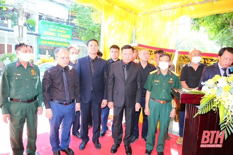 Lễ truy điệu, tiễn đưa đồng chí Trần Đình Lăng, nguyên Phó Chủ tịch Thường trực UBND m88 the thao về nơi an nghỉ cuối cùng