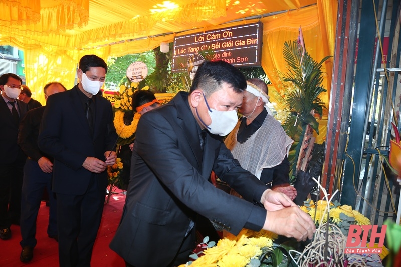 Lễ truy điệu, tiễn đưa đồng chí Trần Đình Lăng, nguyên Phó Chủ tịch Thường trực UBND m88 the thao về nơi an nghỉ cuối cùng