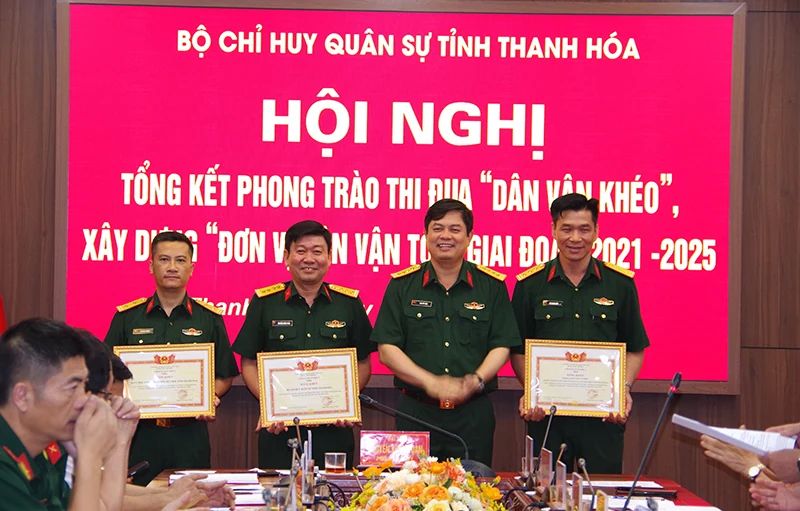 Bộ CHQS link m88 tổng kết phong trào thi đua “Dân vận khéo”, xây dựng “Đơn vị dân vận tốt” giai đoạn 2021-2025 
