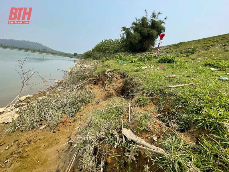 Công bố tình huống khẩn cấp sự cố sạt lở, hư hỏng kè Phú Văn