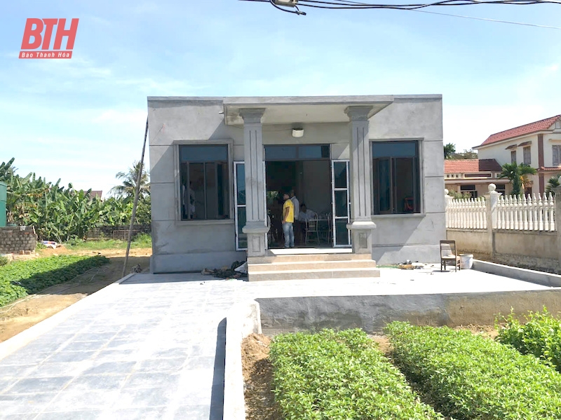 TYM chi nhánh Thanh Hóa trao nhà “Mái ấm tình thương” cho phụ nữ nghèo