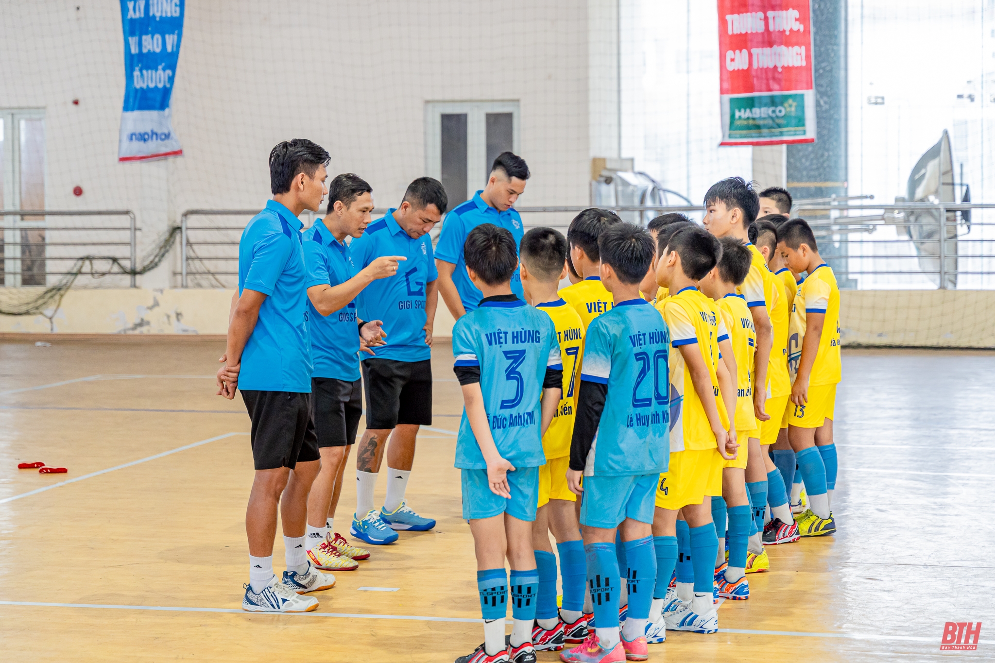 U11 Việt Hùng link đăng nhập m88 Hoá thắng trận ra quân tại vòng loại Giải Nhi đồng toàn quốc 2025 với tỷ số không tưởng