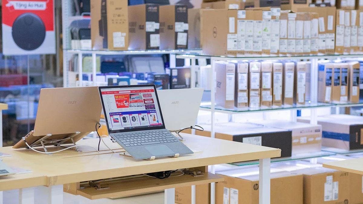 Săn laptop giảm giá Back to school 2025 ở đâu giá tốt?