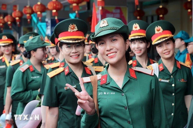 Phó Thủ tướng: Chuẩn bị tốt buổi truyền hình trực tiếp lễ diễu binh, diễu hành