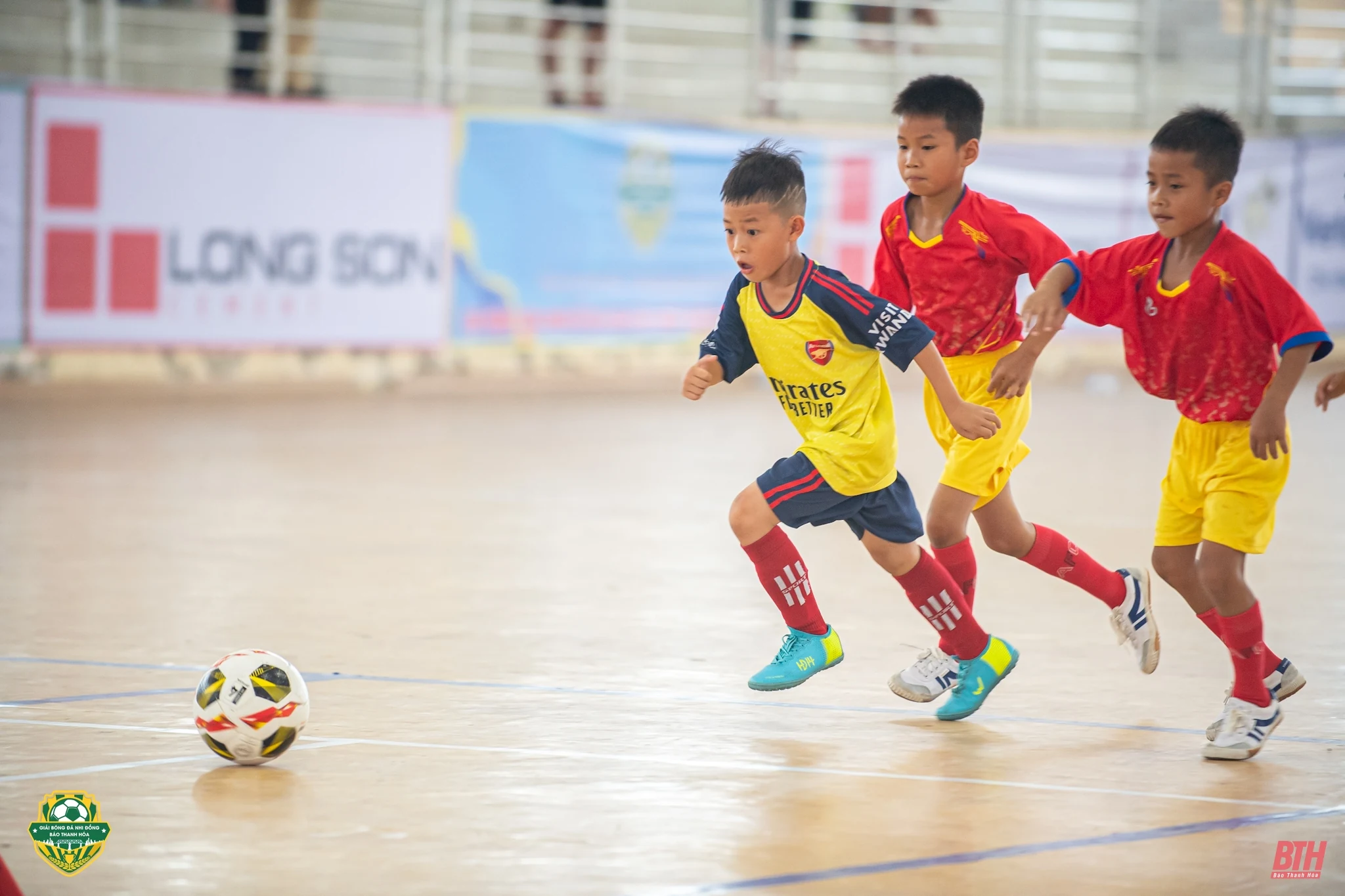 Kịch tính phút chót, lứa tuổi U8 xác định được 8 đội vào tứ kết