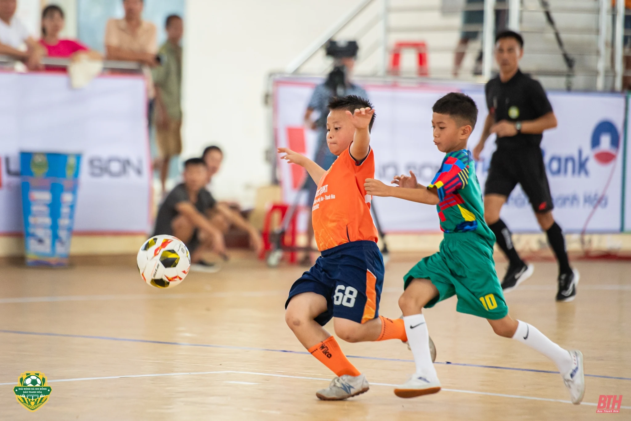 Kịch tính phút chót, lứa tuổi U8 xác định được 8 đội vào tứ kết