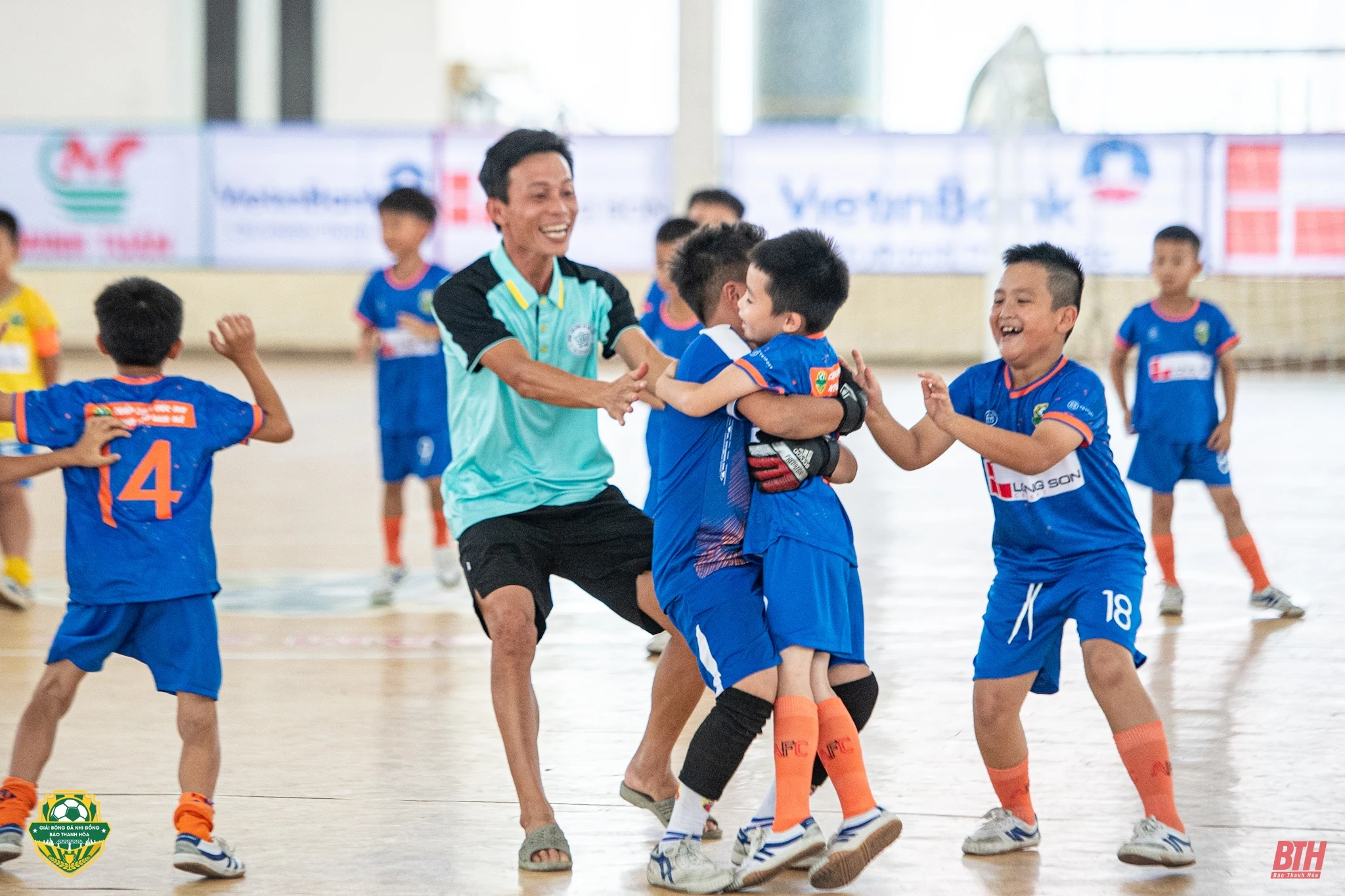 U8 và U10 Nghi Sơn cùng vào chung kết: Thành quả từ sự chuẩn bị chuyên nghiệp