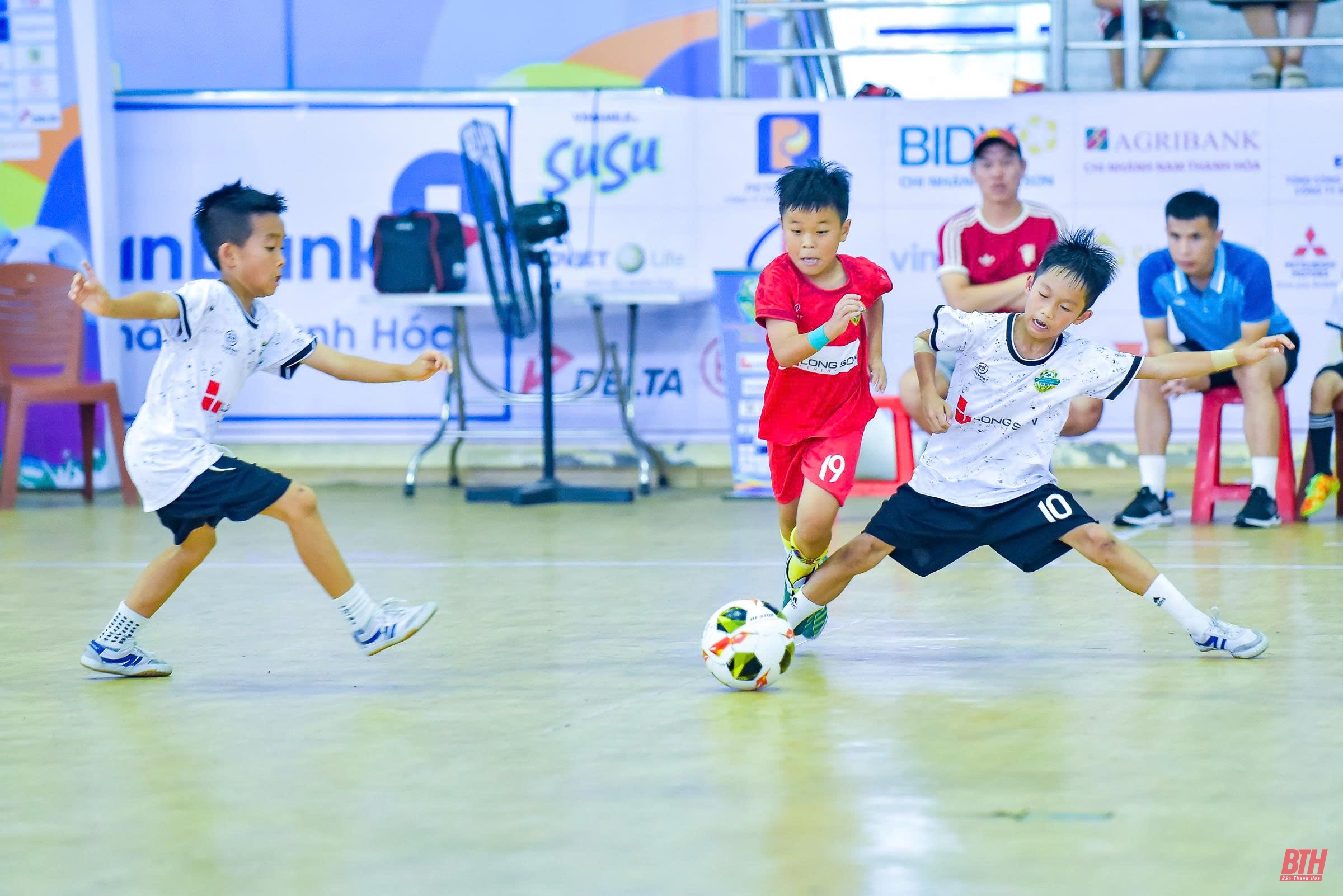 U8 và U10 Nghi vao m88 cùng vào chung kết: Thành quả từ sự chuẩn bị chuyên nghiệp
