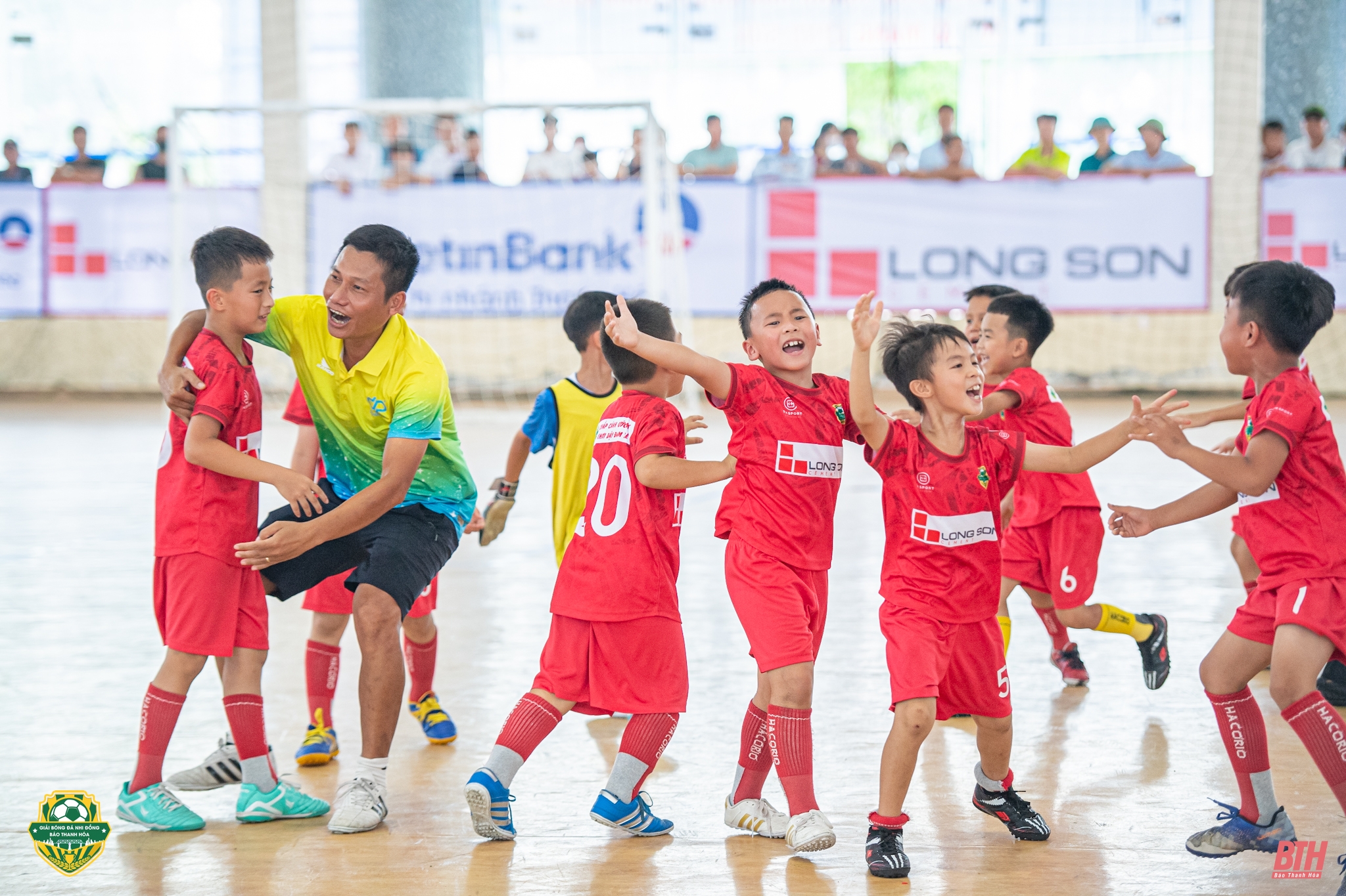 U8 Thiệu nhà cái m88 trở thành “tân vương” lứa tuổi U8 giải Bóng đá Nhi đồng Báo Thanh nhà cái m88 lần thứ IV năm 2025