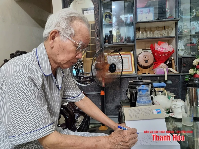 Vinh quang nghề báo (Bài 2): Những nhà báo “lão làng”