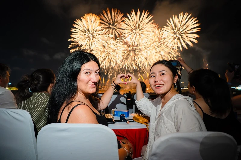 Đường bay Dubai - Đà Nẵng hút lữ hành quốc tế tới Việt Nam tìm hiểu