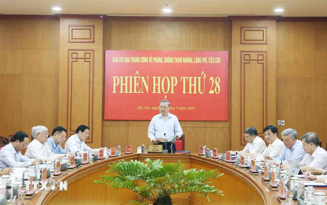 Tổng Bí thư: Kịp thời phát hiện, xử lý các sai phạm liên quan đến sắp xếp bộ máy