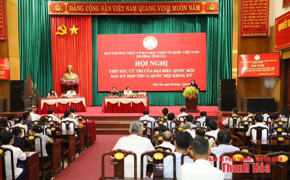 Bộ trưởng Bộ Dân tộc và Tôn giáo Đào Ngọc Dung tiếp xúc cử tri phường Tĩnh Gia