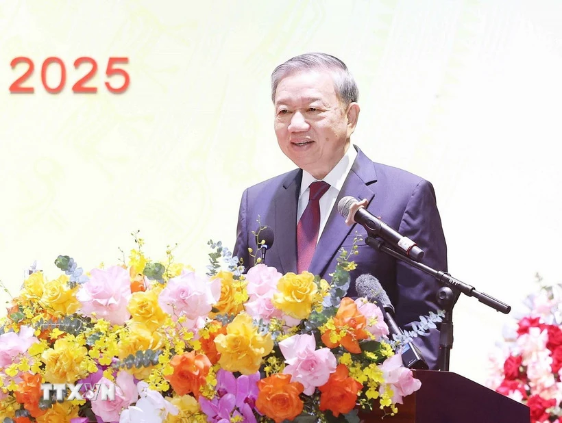 Tổng Bí thư: Xác định cho được mục tiêu tổng quát và các đột phá chiến lược trong nhiệm kỳ tới