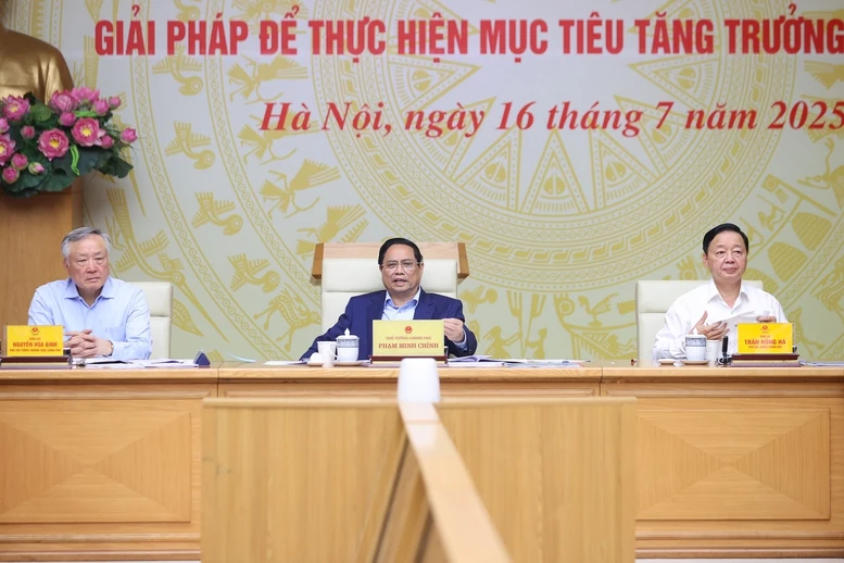 Thủ tướng Chính phủ: Tăng trưởng 8,3-8,5% năm 2025 không là “mục tiêu bất khả thi”