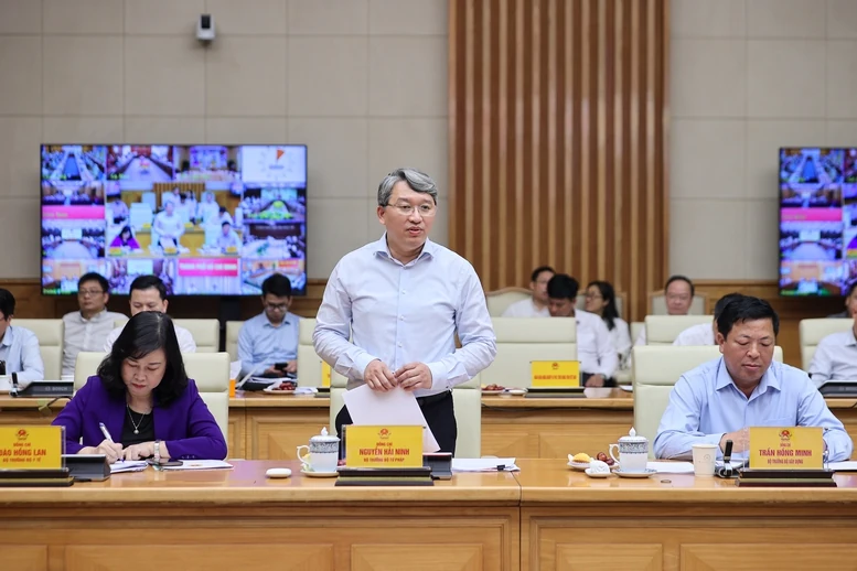 Thủ tướng Chính phủ: Tăng trưởng 8,3-8,5% năm 2025 không là “mục tiêu bất khả thi”