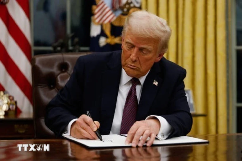 Thuế quan Mỹ: Tổng thống Trump sẽ tiếp tục gửi thư thông báo đến hơn 150 nước