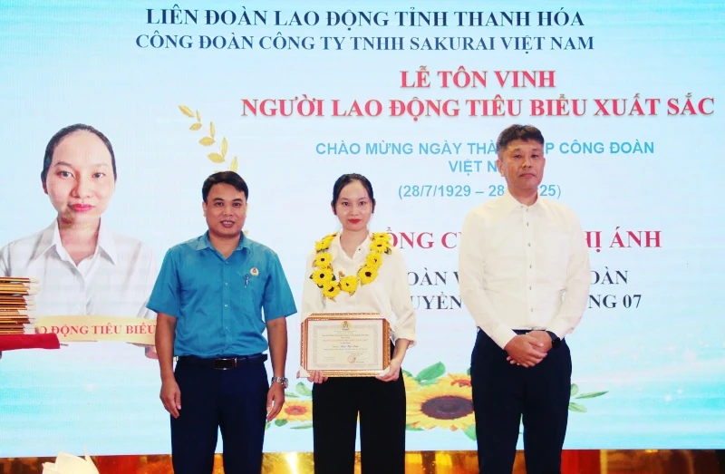 Công đoàn Công ty TNHH Sakurai Việt Nam tôn vinh 76 người lao động tiêu biểu, xuất sắc