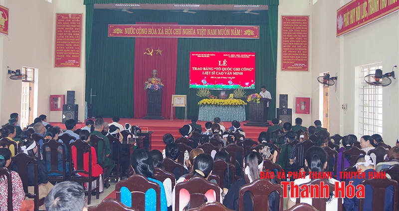 Trao bằng “Tổ quốc ghi công” cho liệt sĩ Cao Văn Minh