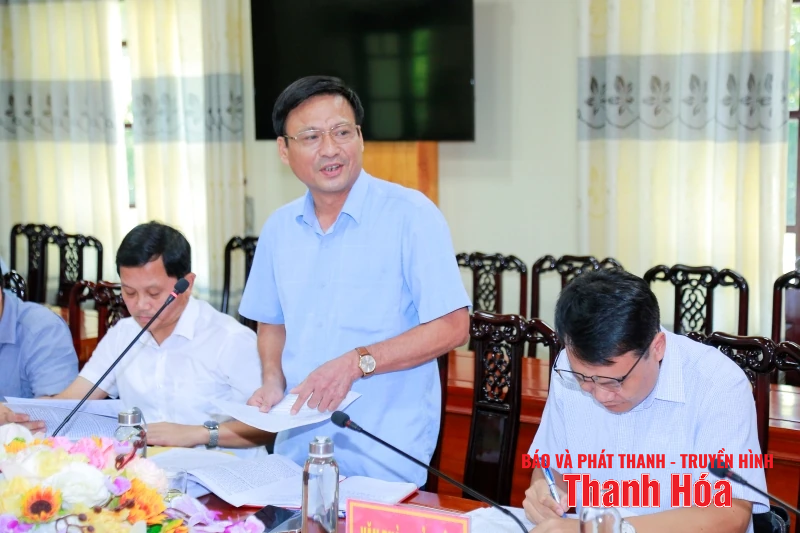 Cho ý kiến về công tác chuẩn bị Đại hội Đảng bộ các xã mới