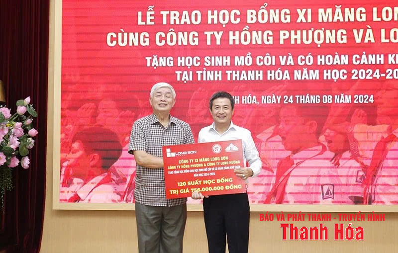 Góp sức phát triển phong trào khuyến học, khuyến tài