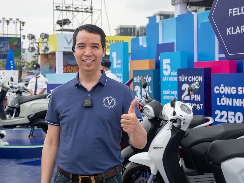Người dùng hào hứng với xe máy điện VinFast Evo Grand có thêm pin phụ linh hoạt, giá hấp dẫn