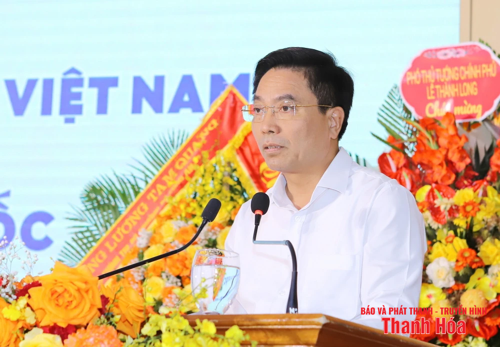 Bí thư Tỉnh ủy Nguyễn Doãn Anh gặp mặt các tướng lĩnh, sĩ quan công an đồng hương Thanh Hóa tại Hà Nội