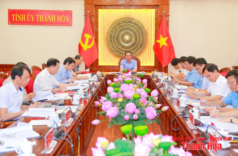 Phó Bí thư Tỉnh ủy Trịnh Tuấn sinh chủ trì hội nghị về công tác chuẩn bị Đại hội Đảng bộ các phường
