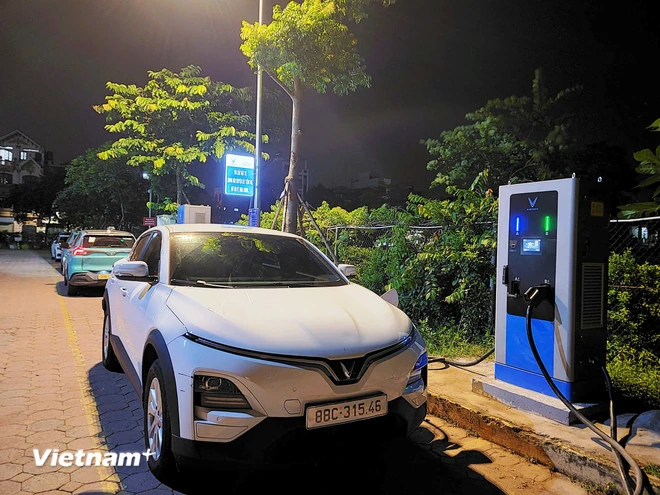 Phương tiện giao thông công cộng bố trí đầy đủ, người dân sẽ từ bỏ xe máy