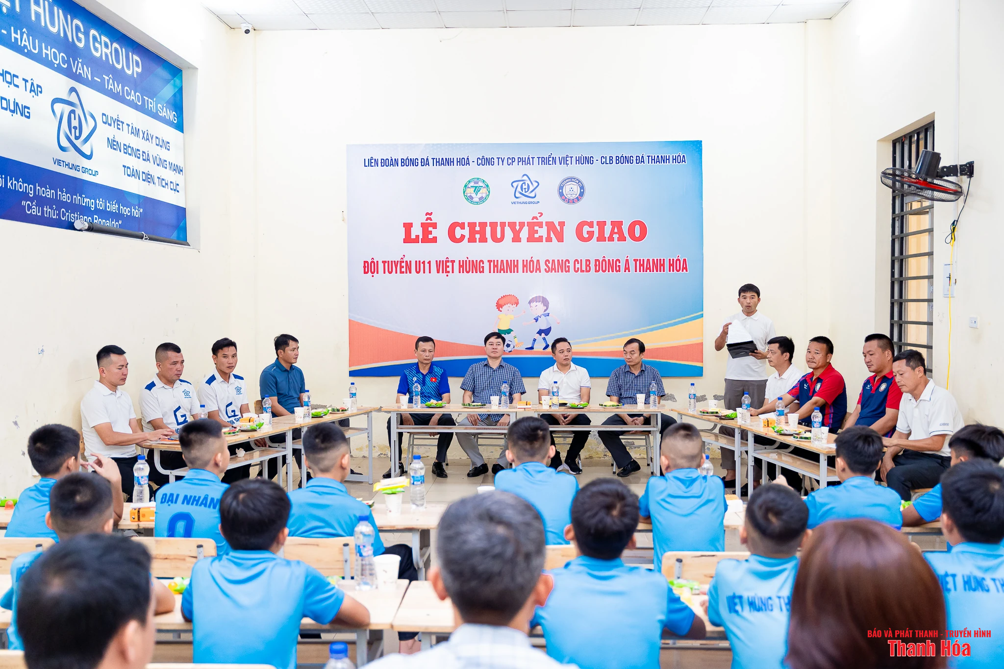 Chuyển giao đội U11 Việt Hùng Thanh Hóa sang CLB Đông Á Thanh Hóa